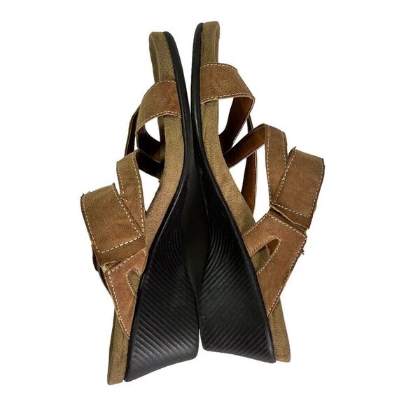 Nicole Albany Woman’s Size 8.5 Strappy Thong Slip On Wedge Sandals Brown Shell - Picture 11 of 13